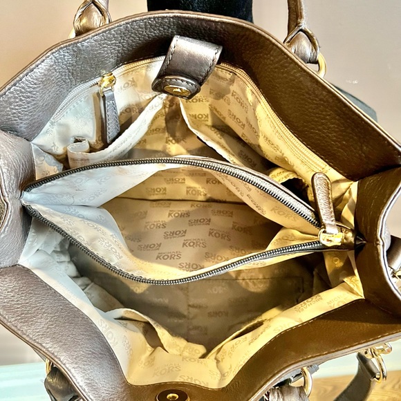 In good condition Michael Kors Leather Handbag - Picture 5 of 8